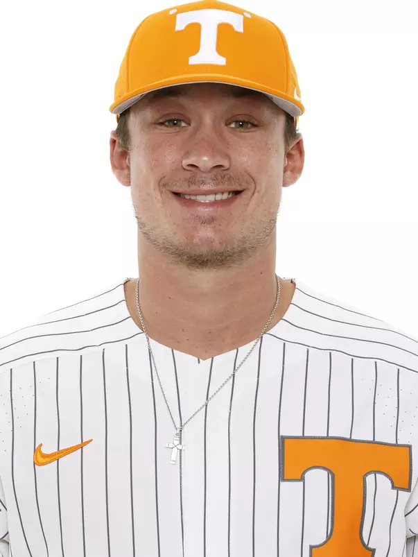 KNOXVILLE, TN - NOVEMBER 12, 2019 - Landon Gray of the Tennessee Volunteers headshot taken in Knoxville, TN. Photo By Caleb Jones/Tennessee Athletics