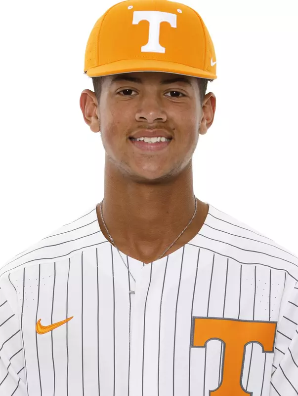 KNOXVILLE, TN - NOVEMBER 12, 2019 - Trey Lipscomb of the Tennessee Volunteers headshot taken in Knoxville, TN. Photo By Caleb Jones/Tennessee Athletics