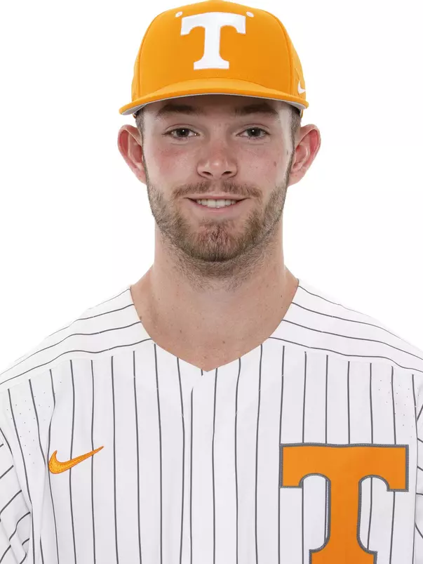 KNOXVILLE, TN - NOVEMBER 12, 2019 - Ethan Payne of the Tennessee Volunteers headshot taken in Knoxville, TN. Photo By Caleb Jones/Tennessee Athletics