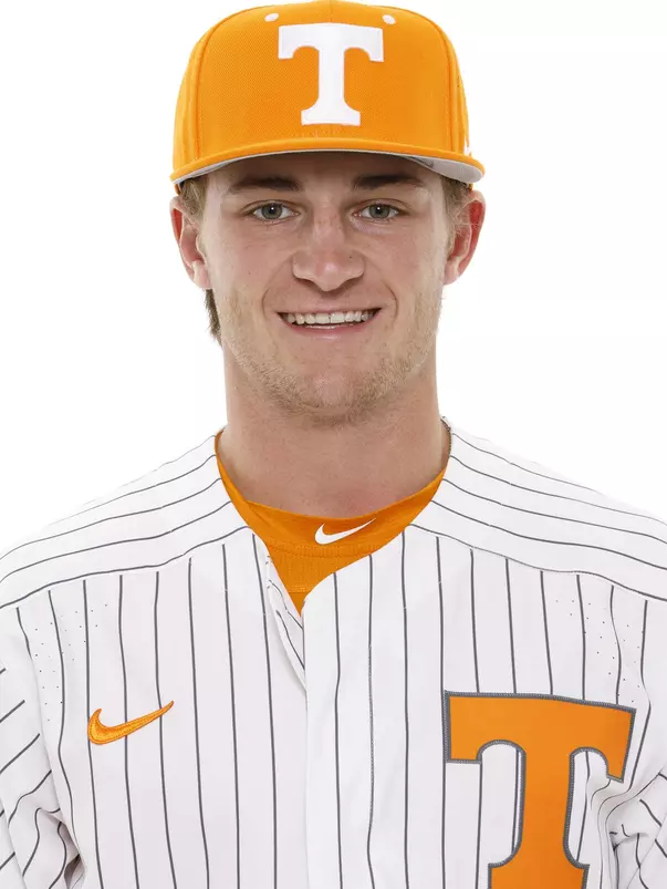 KNOXVILLE, TN - NOVEMBER 12, 2019 - Evan Russell of the Tennessee Volunteers headshot taken in Knoxville, TN. Photo By Caleb Jones/Tennessee Athletics