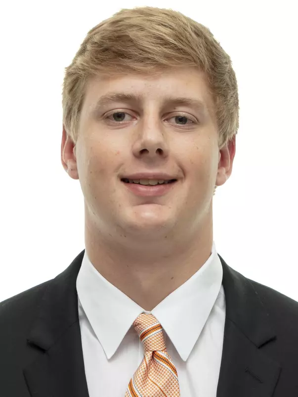 KNOXVILLE, TN - JUNE 11, 2019 - Linebacker West Shuler #39 of the Tennessee Volunteers headshot taken in Knoxville, TN. Photo By Andrew Ferguson/Tennessee Athletics