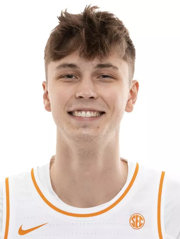 KNOXVILLE, TN - 2020.09.23 - Men’s Basketball Studio Photo Day