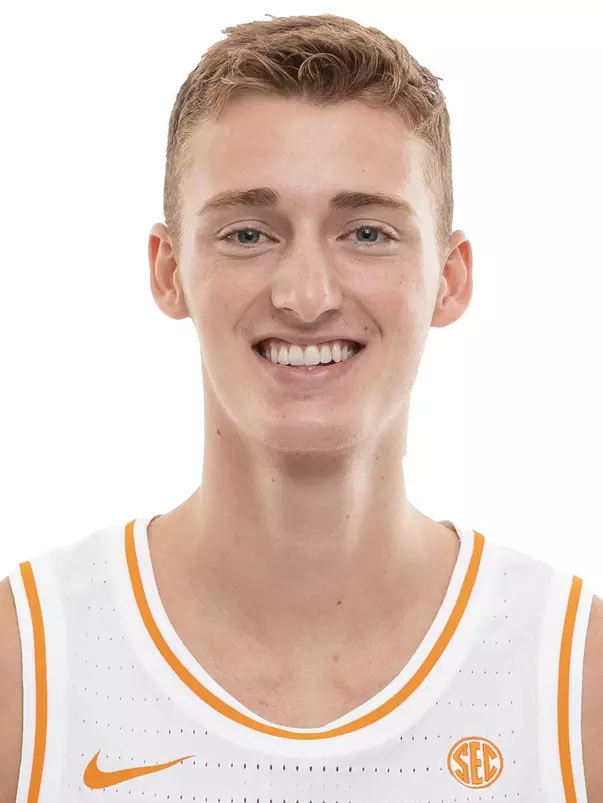 KNOXVILLE, TN - 2020.09.23 - Men’s Basketball Studio Photo Day