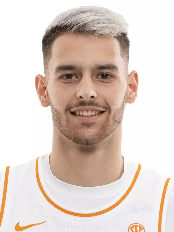 KNOXVILLE, TN - 2020.09.23 - Men’s Basketball Studio Photo Day