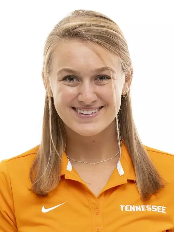 KNOXVILLE, TN - 2020.08.25 - Haley Savastano Headshot