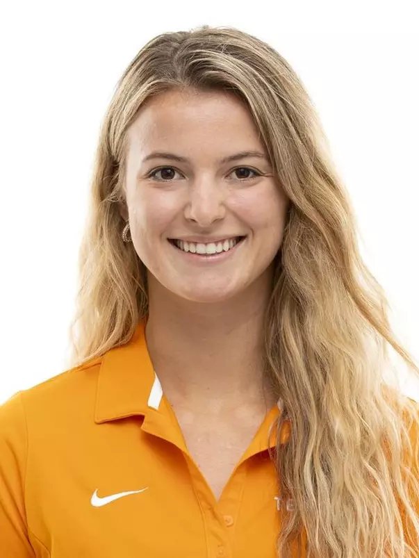 KNOXVILLE, TN - 2020.08.25 - Brenna Randall Headshot