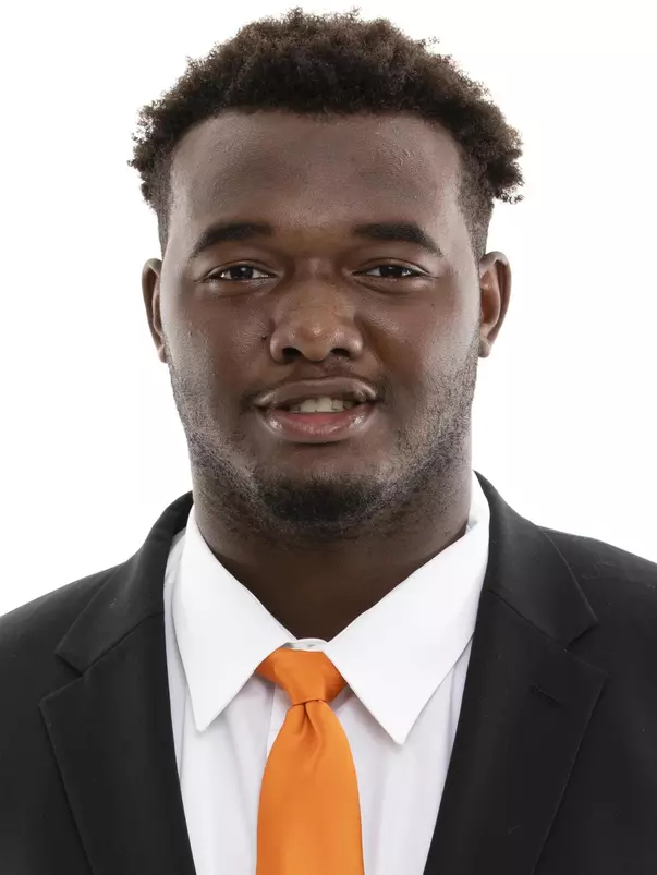 KNOXVILLE, TN - JUNE 30, 2020 - Defensive Lineman RJ Perry of the Tennessee Volunteers headshot taken in Knoxville, TN. Photo By Maury Neipris/Tennessee Athletics