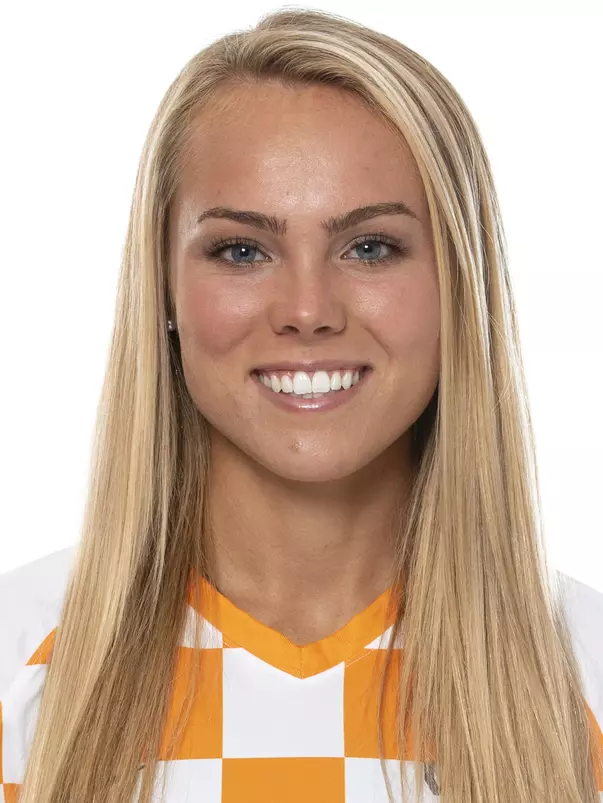 KNOXVILLE, TN - AUGUST 12, 2020 - Defender Bridie Herman #13 of the Tennessee Volunteers during the 2020 Soccer Photo Day taken in Knoxville, TN. Photo By Andrew Ferguson/Tennessee Athletics