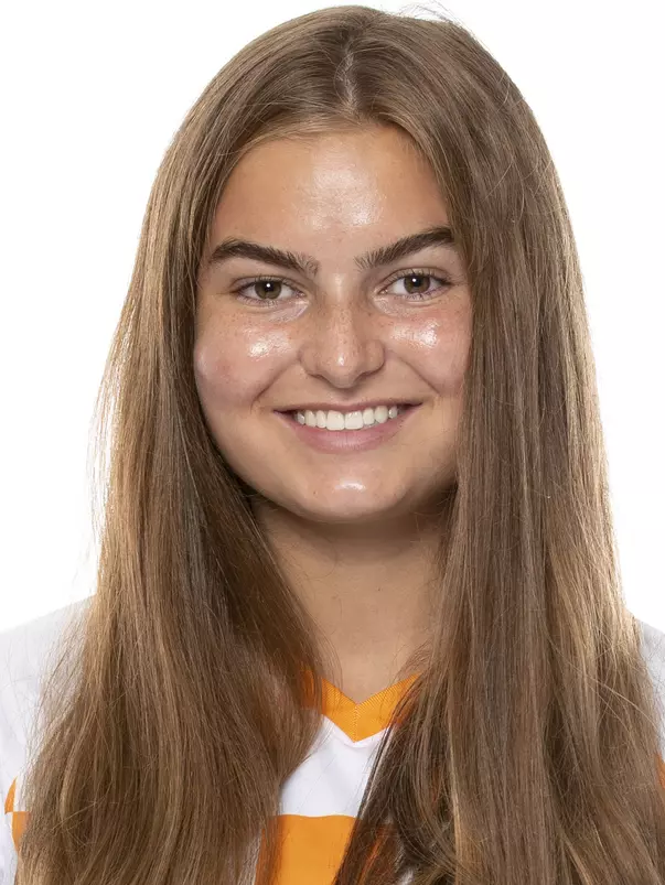 KNOXVILLE, TN - AUGUST 12, 2020 - Forward/Midfielder Lawson Renie #9 of the Tennessee Volunteers during the 2020 Soccer Photo Day taken in Knoxville, TN. Photo By Andrew Ferguson/Tennessee Athletics