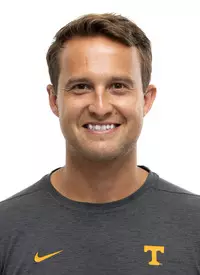 KNOXVILLE, TN - 2020.08.28 - Headshot