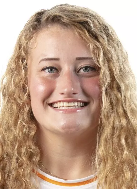 Madisen Werdell 2020 headshot