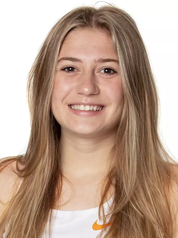 KNOXVILLE, TN - JANUARY 06, 2021 - Avery Jackson of the Tennessee Volunteers headshot taken in Knoxville, TN. Photo By Caleb Jones/Tennessee Athletics