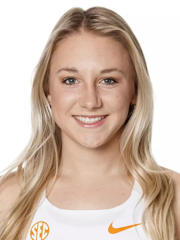 KNOXVILLE, TN - JANUARY 06, 2021 - Jensen Overbay of the Tennessee Volunteers headshot taken in Knoxville, TN. Photo By Caleb Jones/Tennessee Athletics