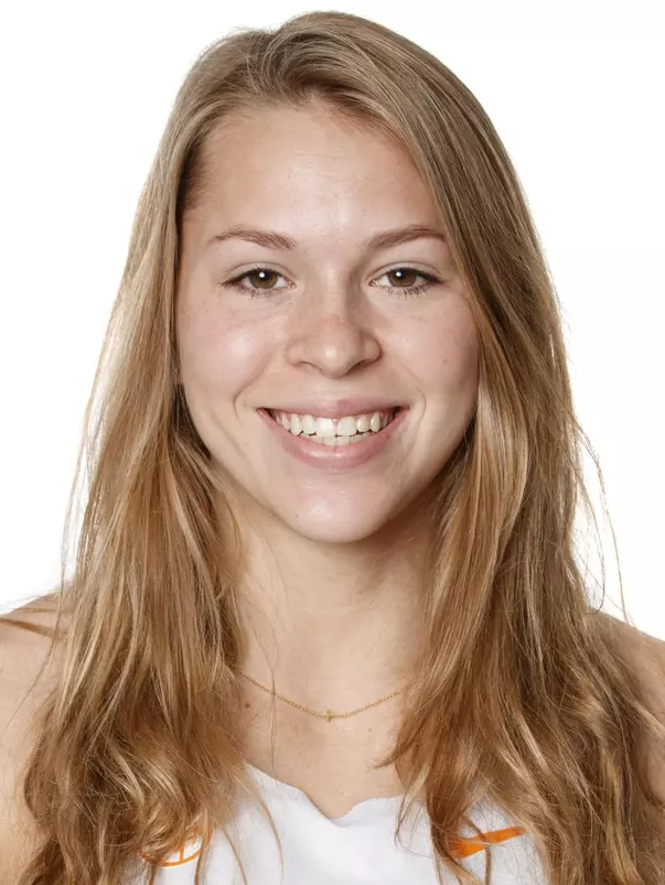 KNOXVILLE, TN - JANUARY 06, 2021 - Emily Knight of the Tennessee Volunteers headshot taken in Knoxville, TN. Photo By Caleb Jones/Tennessee Athletics