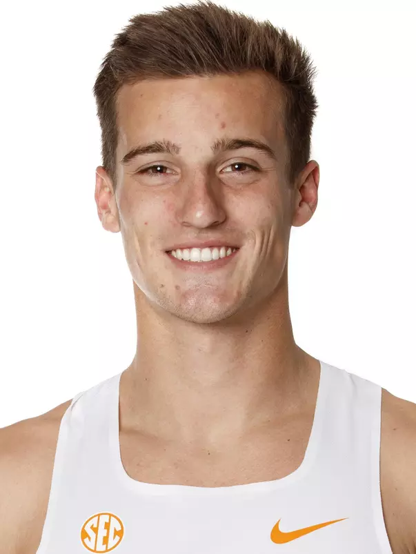 KNOXVILLE, TN - JANUARY 06, 2021 - Kameron Helmlinger of the Tennessee Volunteers headshot taken in Knoxville, TN. Photo By Caleb Jones/Tennessee Athletics