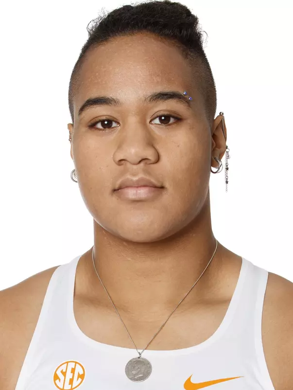 KNOXVILLE, TN - JANUARY 06, 2021 - Zoe Vlk of the Tennessee Volunteers headshot taken in Knoxville, TN. Photo By Caleb Jones/Tennessee Athletics