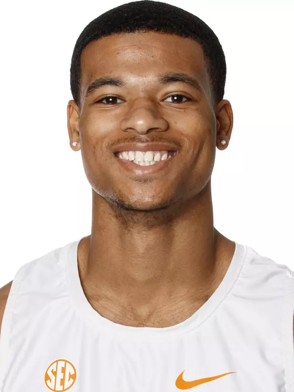 KNOXVILLE, TN - JANUARY 06, 2021 - Eric Parker of the Tennessee Volunteers headshot taken in Knoxville, TN. Photo By Caleb Jones/Tennessee Athletics