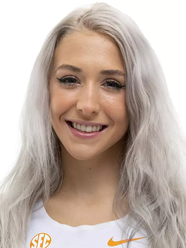 KNOXVILLE, TN - January 11, 2021 - Sydney Seymour of the Tennessee Volunteers headshot taken in Knoxville, TN. Photo By Andrew Ferguson/Tennessee Athletics