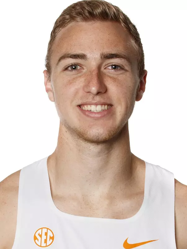 KNOXVILLE, TN - JANUARY 07, 2021 - Alex Kay of the Tennessee Volunteers headshot taken in Knoxville, TN. Photo By Caleb Jones/Tennessee Athletics