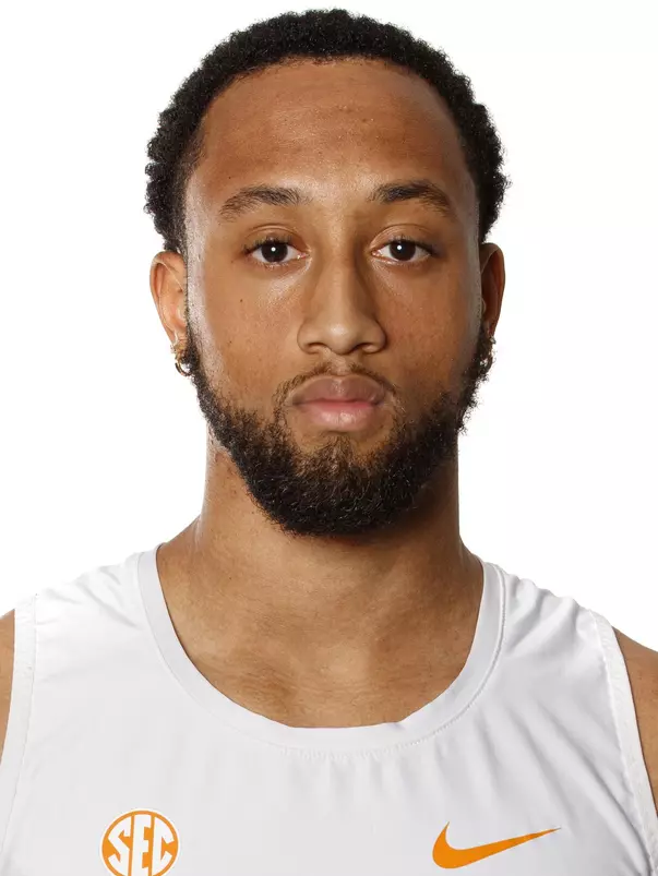 KNOXVILLE, TN - JANUARY 07, 2021 - Darryl Sullivan of the Tennessee Volunteers headshot taken in Knoxville, TN. Photo By Caleb Jones/Tennessee Athletics