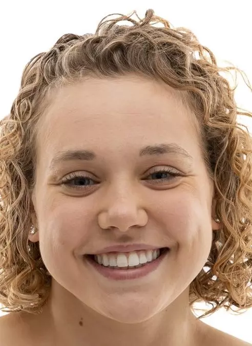 Nicola Lane Headshot