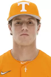 KNOXVILLE, TN - December 01, 2021 - Seth Stephenson #4 of the Tennessee Volunteers headshot taken in Knoxville, TN. Photo By Caleb Jones/Tennessee Athletics