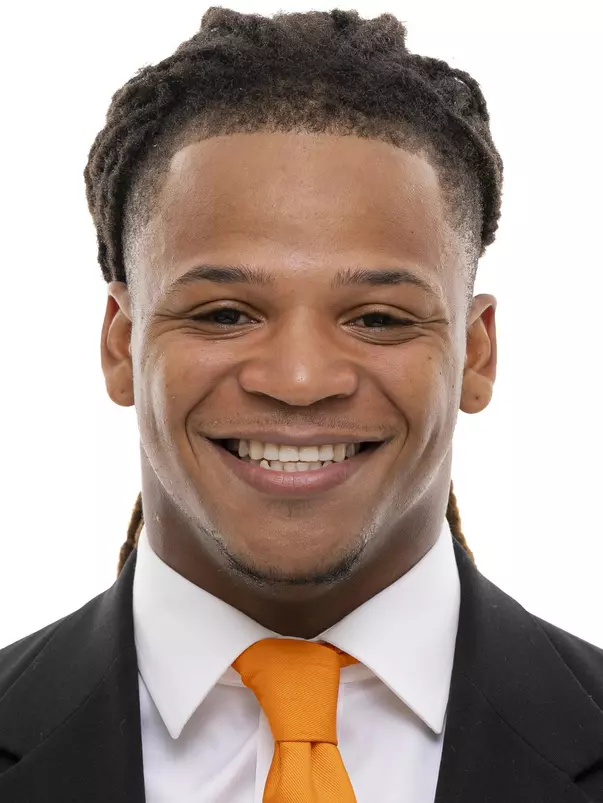 KNOXVILLE, TN - June 03, 2021 - Linebacker Jeremy Banks #33 of the Tennessee Volunteers headshot taken in Knoxville, TN. Photo By Andrew Ferguson/Tennessee Athletics