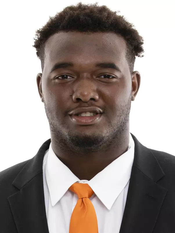 KNOXVILLE, TN - JUNE 30, 2020 - Defensive Lineman RJ Perry of the Tennessee Volunteers headshot taken in Knoxville, TN. Photo By Maury Neipris/Tennessee Athletics