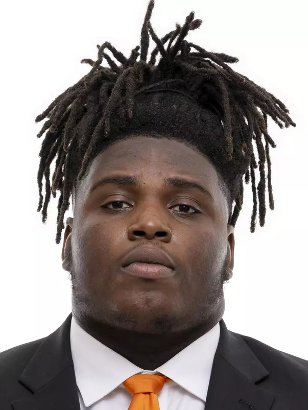 KNOXVILLE, TN - June 03, 2021 - Offensive lineman James Robinson #71 of the Tennessee Volunteers headshot taken in Knoxville, TN. Photo By Andrew Ferguson/Tennessee Athletics