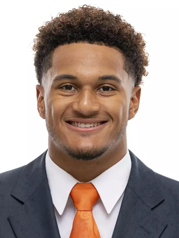 KNOXVILLE, TN - June 03, 2021 - Defensive back Alontae Taylor #2 of the Tennessee Volunteers headshot taken in Knoxville, TN. Photo By Andrew Ferguson/Tennessee Athletics