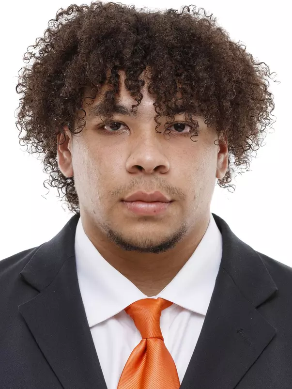 KNOXVILLE, TN - July 28, 2021 - Offensive lineman Jeremiah Crawford #53 of the Tennessee Volunteers headshot taken in Knoxville, TN. Photo By Caleb Jones/Tennessee Athletics
