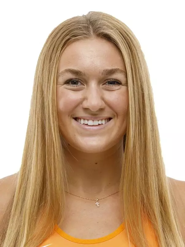 KNOXVILLE, TN - August 18, 2021 - Haley Savastano of the Tennessee Volunteers headshot taken in Knoxville, TN. Photo By Caleb Jones/Tennessee Athletics