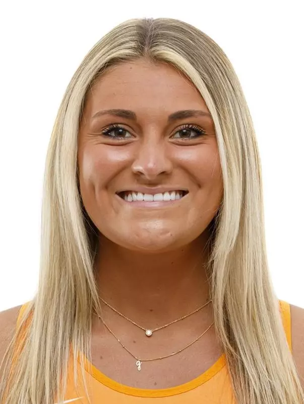 KNOXVILLE, TN - August 18, 2021 - Gabriela Natale of the Tennessee Volunteers headshot taken in Knoxville, TN. Photo By Caleb Jones/Tennessee Athletics
