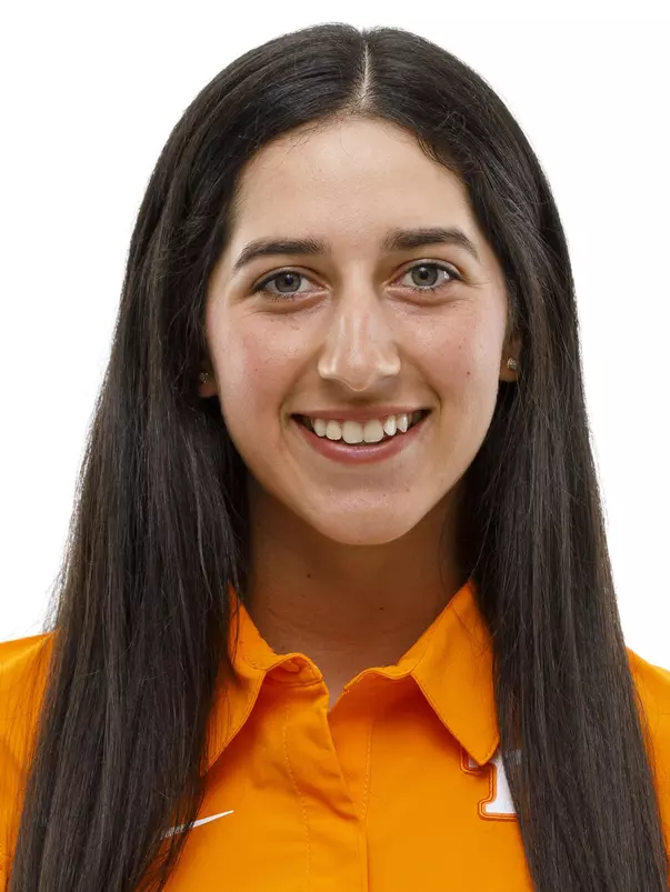 KNOXVILLE, TN - 2021.09.09 - Vanessa Gilly Headshot