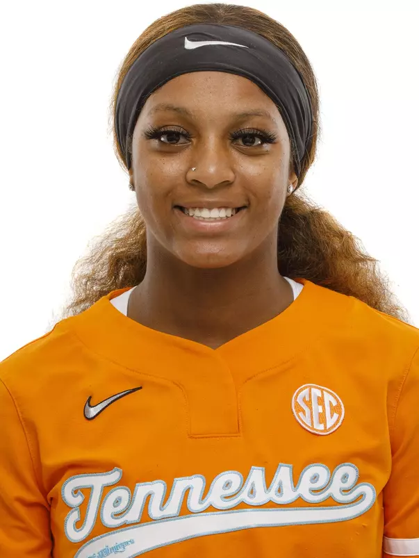 KNOXVILLE, TN - September 17, 2021 - Utility Lair Beautae #12 of the Tennessee Lady Volunteers headshot taken in Knoxville, TN. Photo By Caleb Jones/Tennessee Athletics