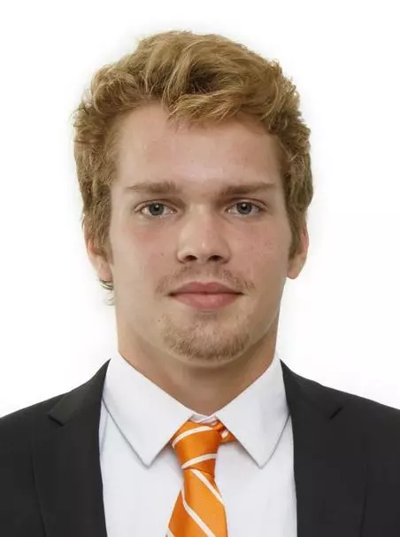 KNOXVILLE, TN - August 21, 2021 - Nolan Briggs of the Tennessee Volunteers during the 2021 Photo Day in Knoxville, TN. Photo By John Golliher/Tennessee Athletics
