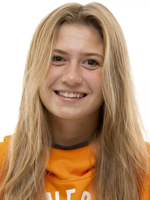 Avery Jackson Headshot