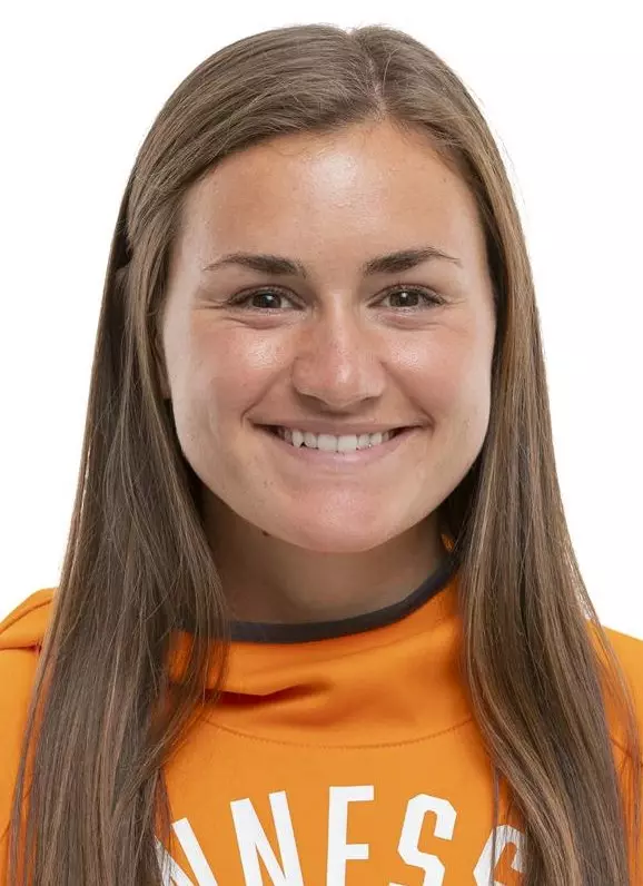 Danielle Shipp Headshot