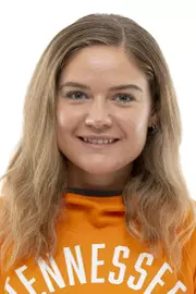 Jasmine Fehr Headshot