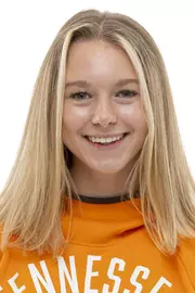 Olivia Barnes Headshot