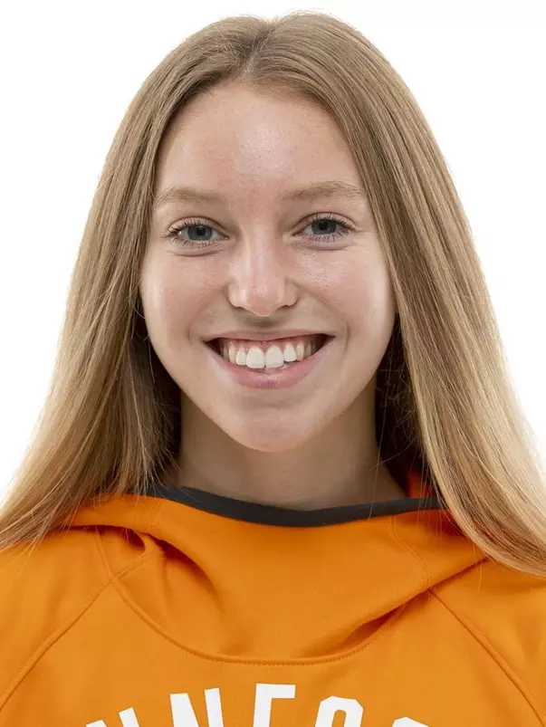 Olivia Janke Headshot