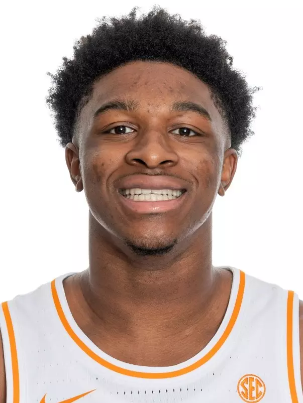 KNOXVILLE, TN - October 04, 2022 - Guard D.J. Jefferson #44 of the Tennessee Volunteers portrait taken in Knoxville, TN. Photo By Andrew Ferguson/Tennessee Athletics