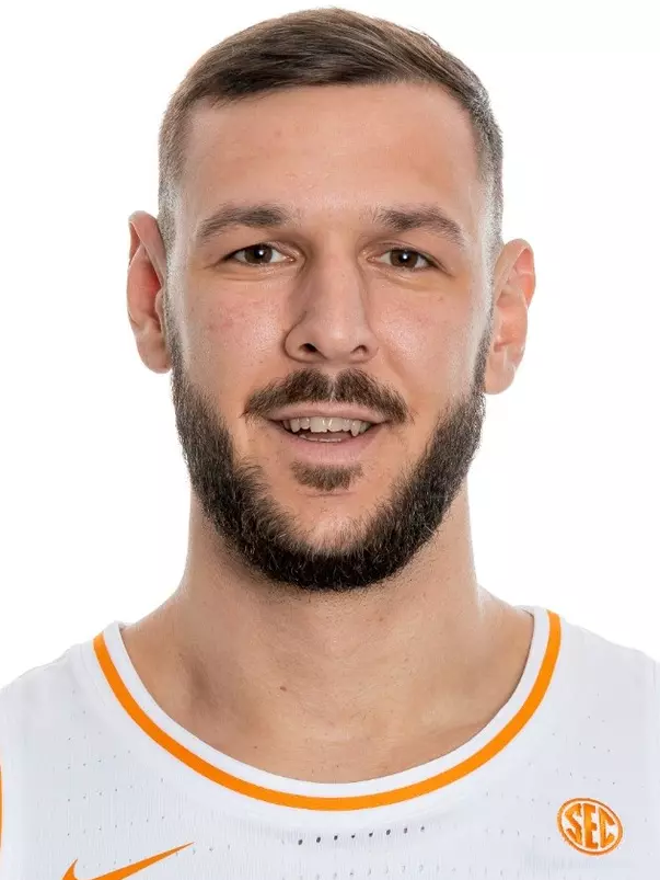 KNOXVILLE, TN - October 04, 2022 - Forward Uros Plavsic #33 of the Tennessee Volunteers portrait taken in Knoxville, TN. Photo By Andrew Ferguson/Tennessee Athletics