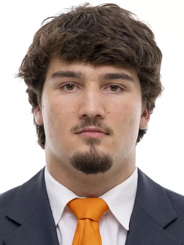 KNOXVILLE, TN - 2021.06.03 - Headshot