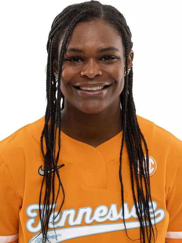 KNOXVILLE, TN - 2022.04.01 - Headshot