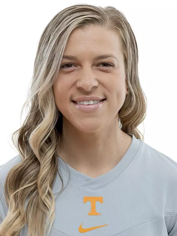 KNOXVILLE, TN - 2022.04.27 - Headshot Ryan Metzger