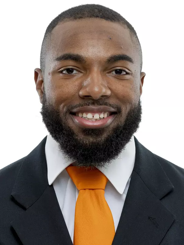 KNOXVILLE, TN - April 26, 2022 - Wide receiver Jimmy Holiday #6 of the Tennessee Volunteers headshot taken in Knoxville, TN. Photo By Andrew Ferguson/Tennessee Athletics