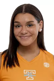 Kadynce Boothe Headshot 2022