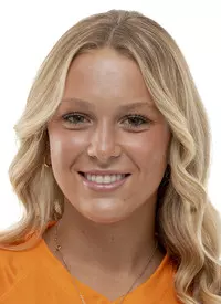 KNOXVILLE, TN - July 27, 2022 - Defender Leah Klurman #21 of the Tennessee Lady Volunteers headshot taken in Knoxville, TN. Photo By Andrew Ferguson/Tennessee Athletics