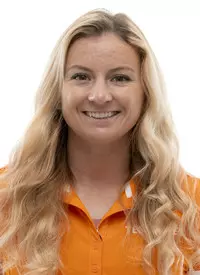 Aubrey Leach headshot